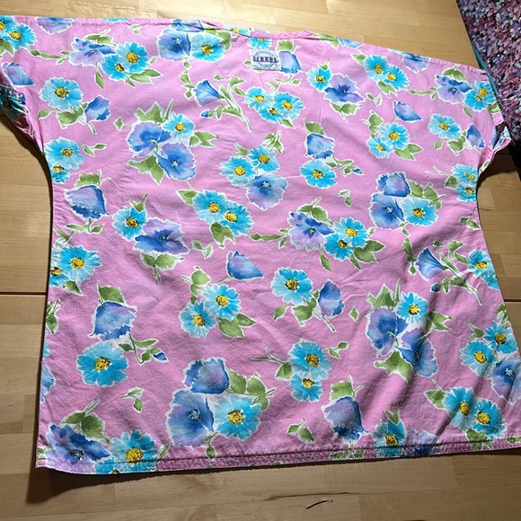 S.C.R.U.B.S. Pink Flower Patterned Scrub Top - Picture 3 of 5
